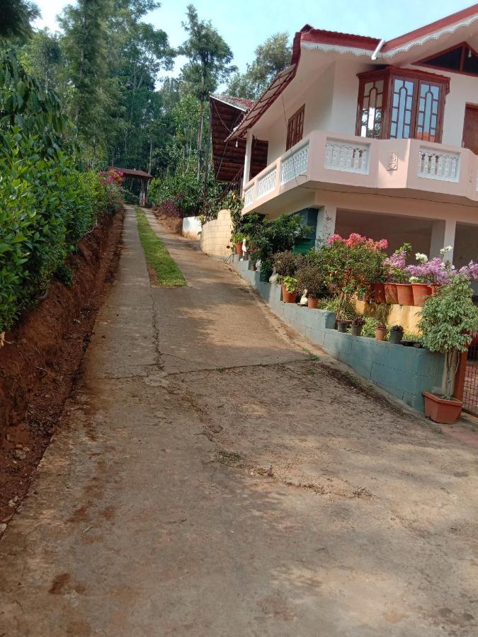 Shivalaya Homestay, Madikeri Siddāpur Exterior foto